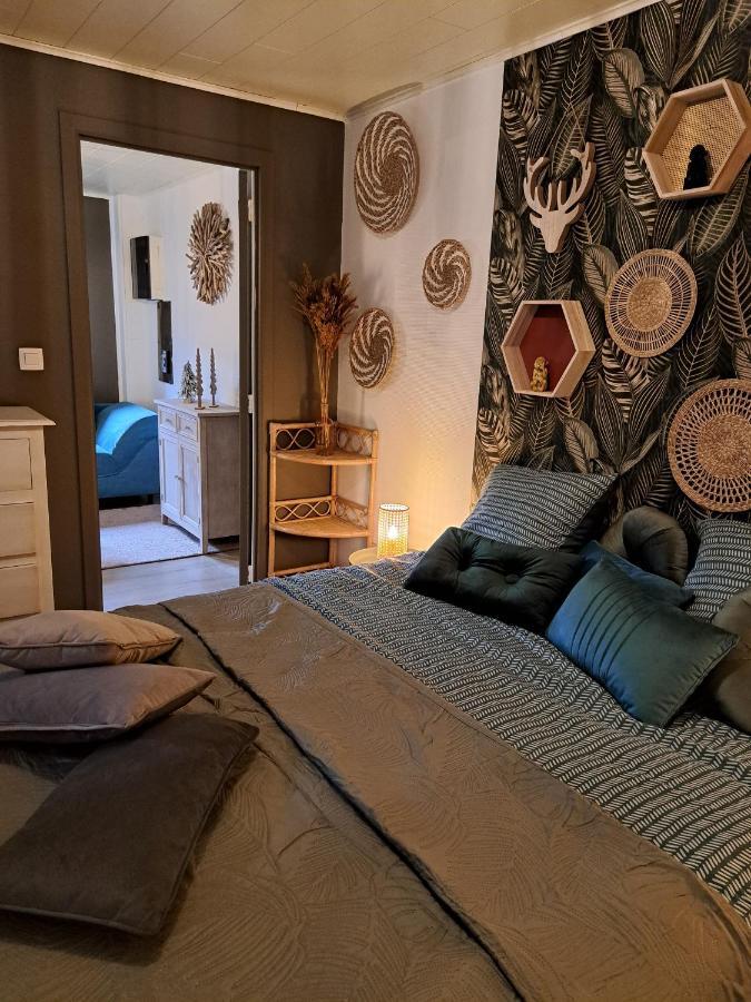 Aux Champs Des Cloches Apartment Houffalize Luaran gambar